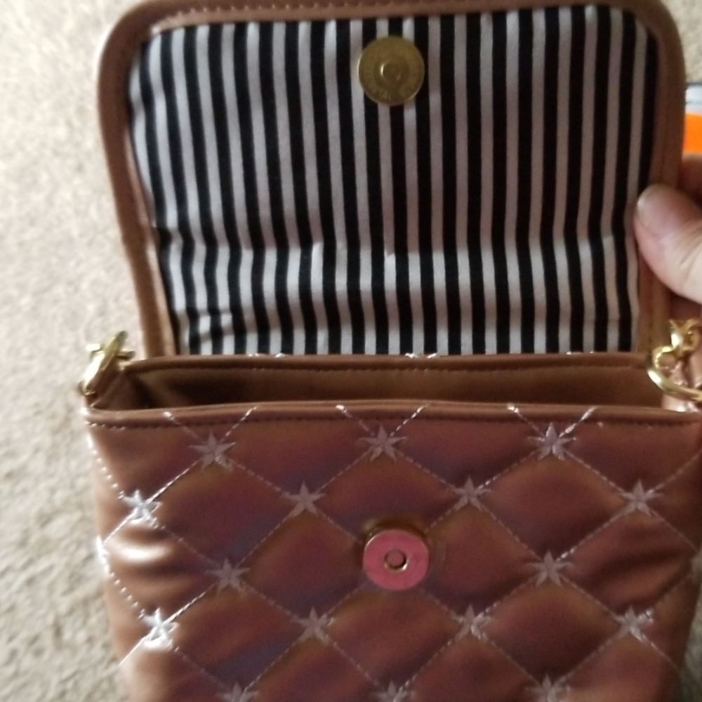 Purse - Picture 2 of 3